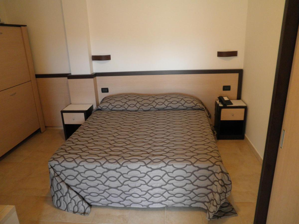 Albergo Il Giardino Foce Varano Room photo